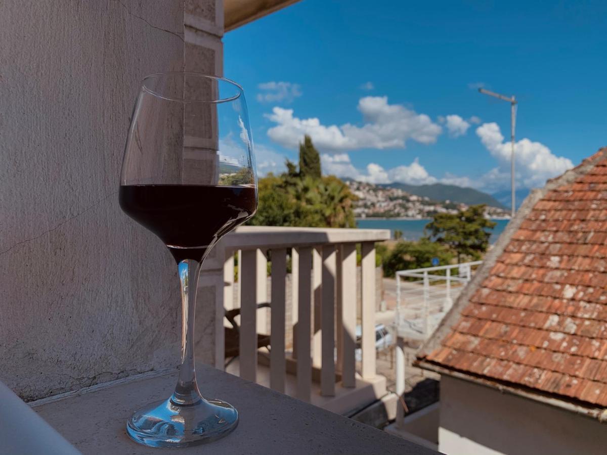 Apartmani Mina Herceg Novi Exteriör bild