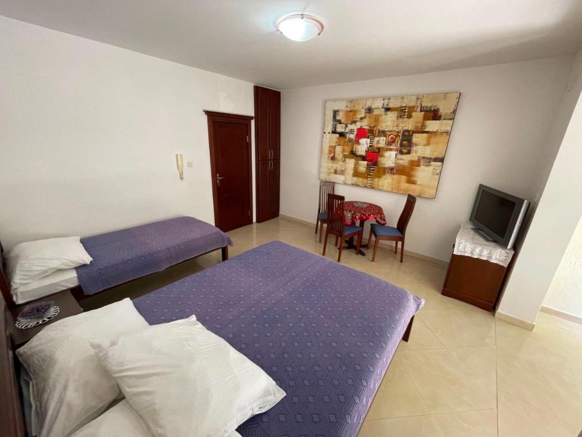 Apartmani Mina Herceg Novi Exteriör bild