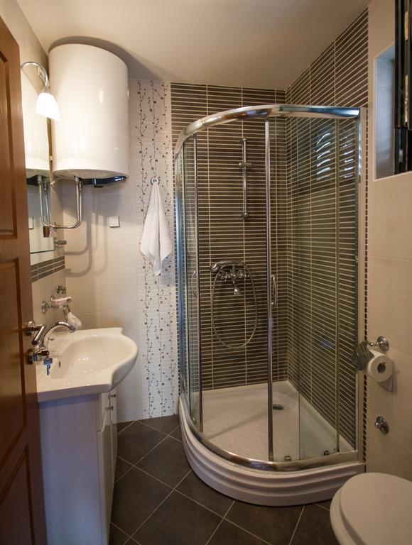 Apartmani Mina Herceg Novi Rum bild